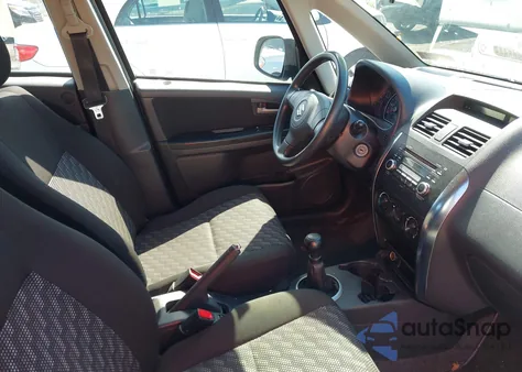 2008 Suzuki Sx4 Convenience/Touring из США, поврежденный, VIN JS2YB413585109815